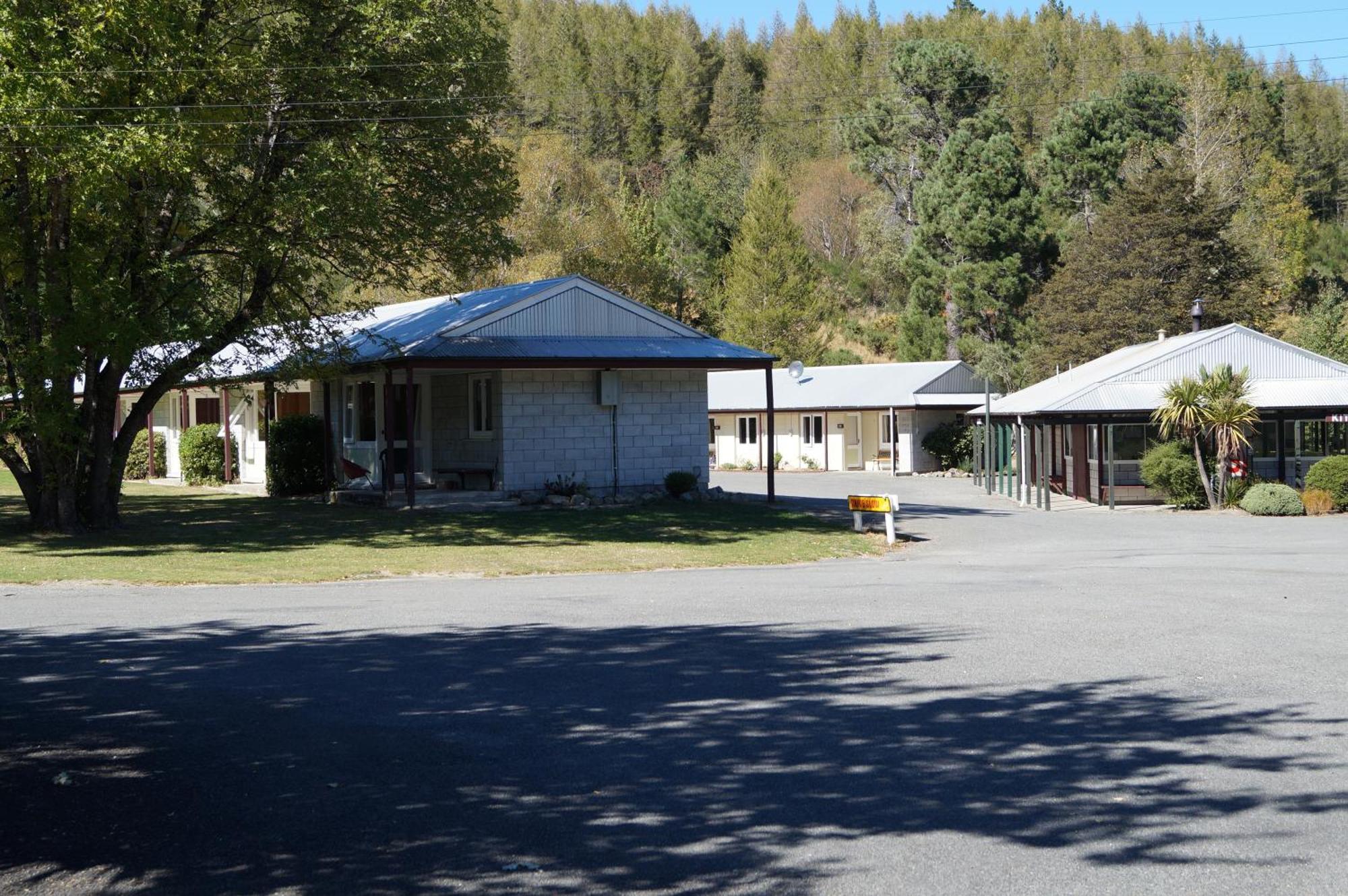 Alpine Adventure Holiday Park Hanmer Springs Bagian luar foto