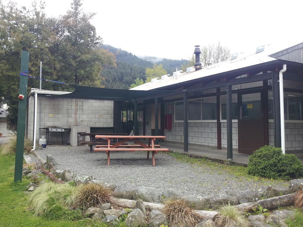 Alpine Adventure Holiday Park Hanmer Springs Bagian luar foto
