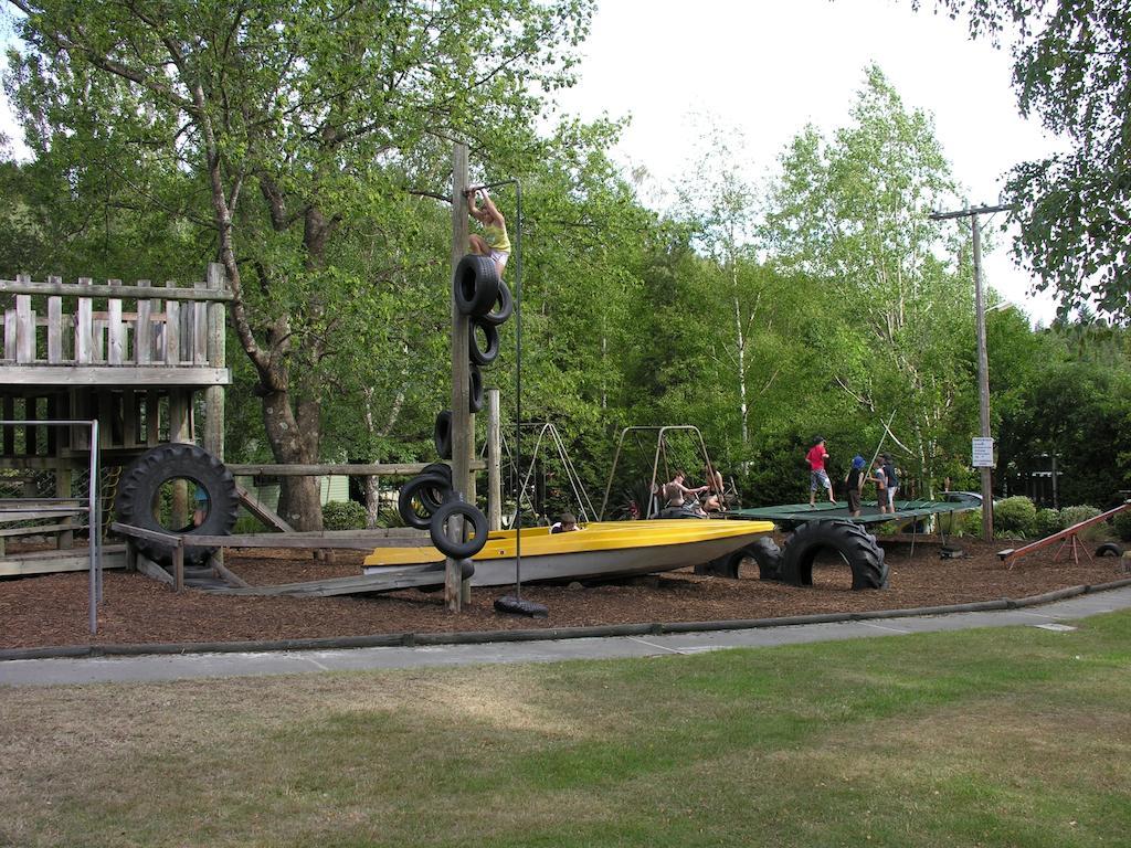 Alpine Adventure Holiday Park Hanmer Springs Bagian luar foto